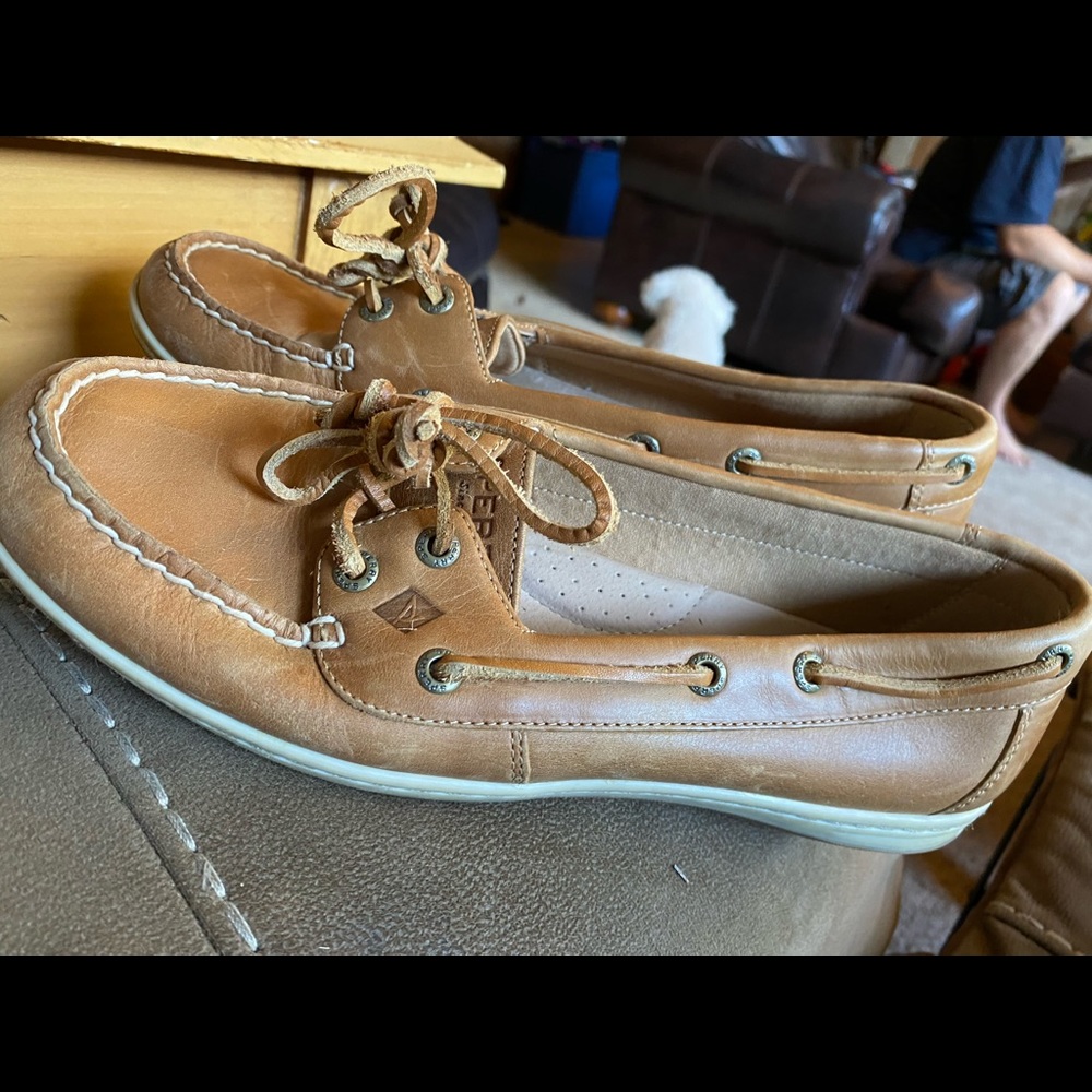 Women’s Sperry shoes size 10